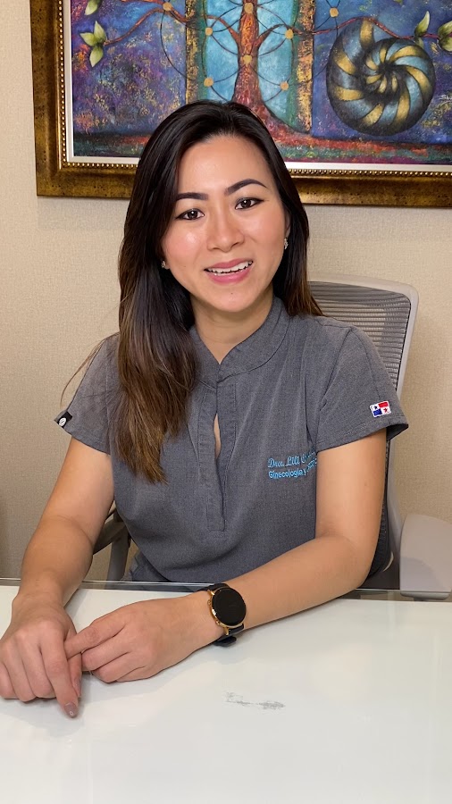 Dra. Chong at consultation